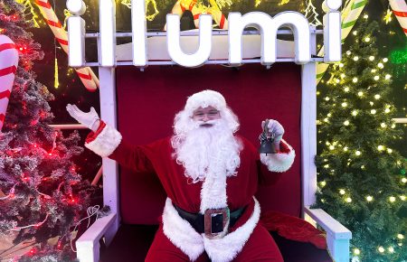 Come meet Santa Claus at illumi!